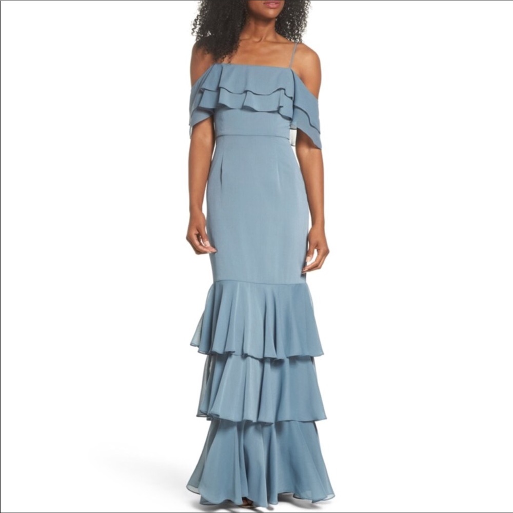 ❗️MOVING SALE❗️NWT Nordstrom Tiered Ruffle dress